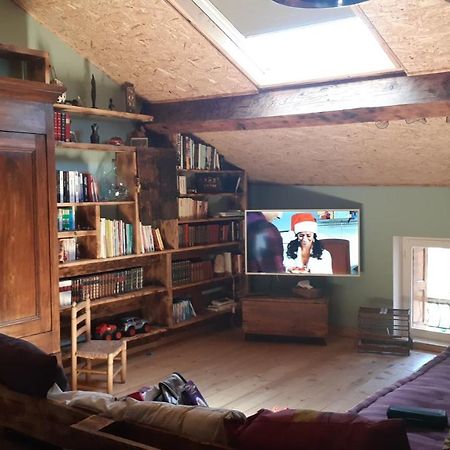 Maison Proche De La Nature Querigut Zewnętrze zdjęcie